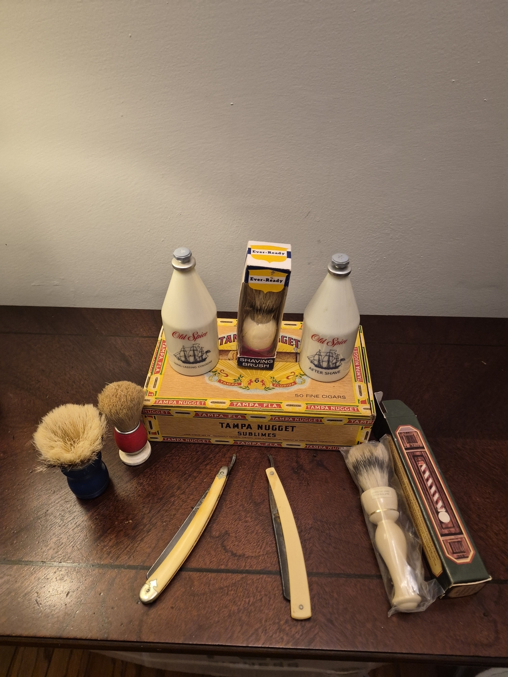 Old Spice White After Shave And Cologne With Ever-ready Brush And Straight Razor